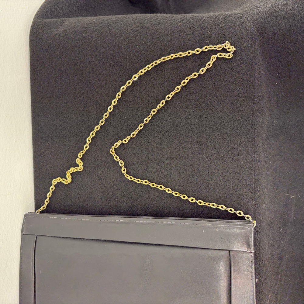 Black Leather Clutch Vintage Cuero Vaca Chain Purse Gold Logo Handbag Argentina - Picture 7 of 15